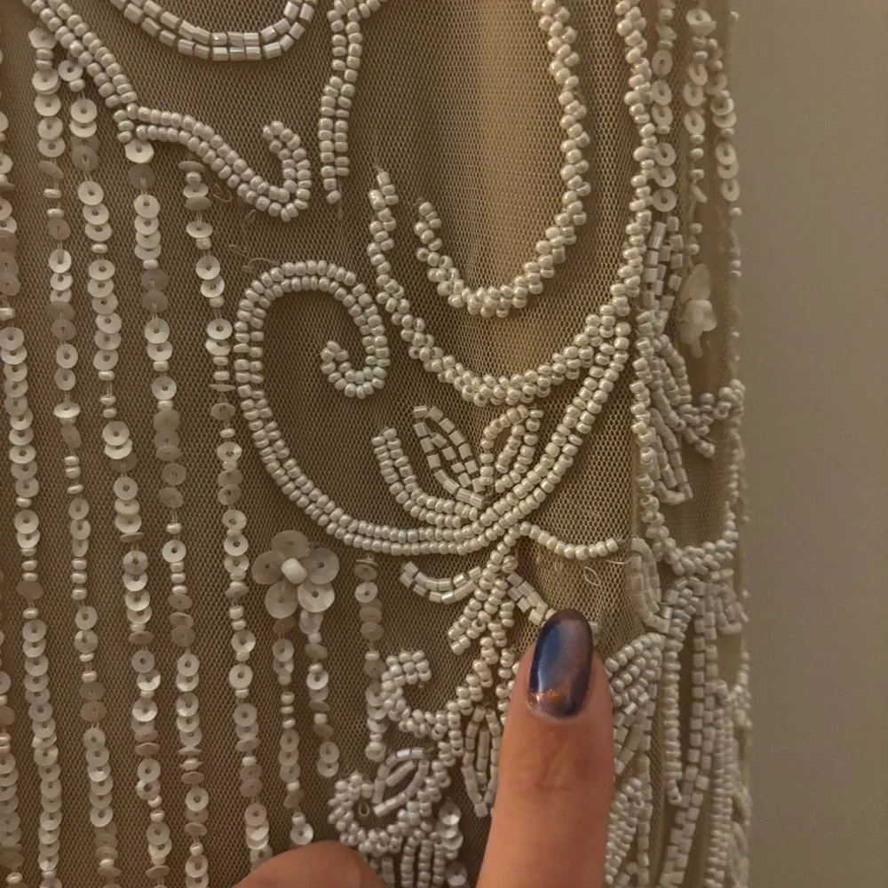 BHLDN White/Cream Beaded Gown - Size 4 - Picture 8 of 9